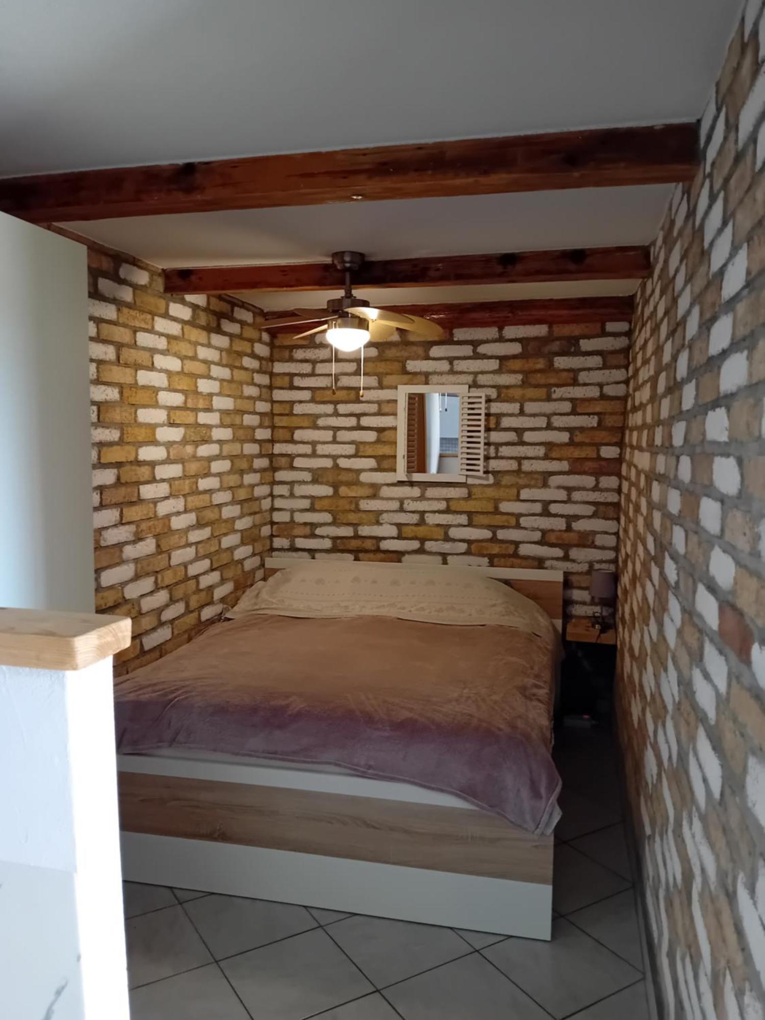 Studio Apartman Dezire Buje Exteriér fotografie