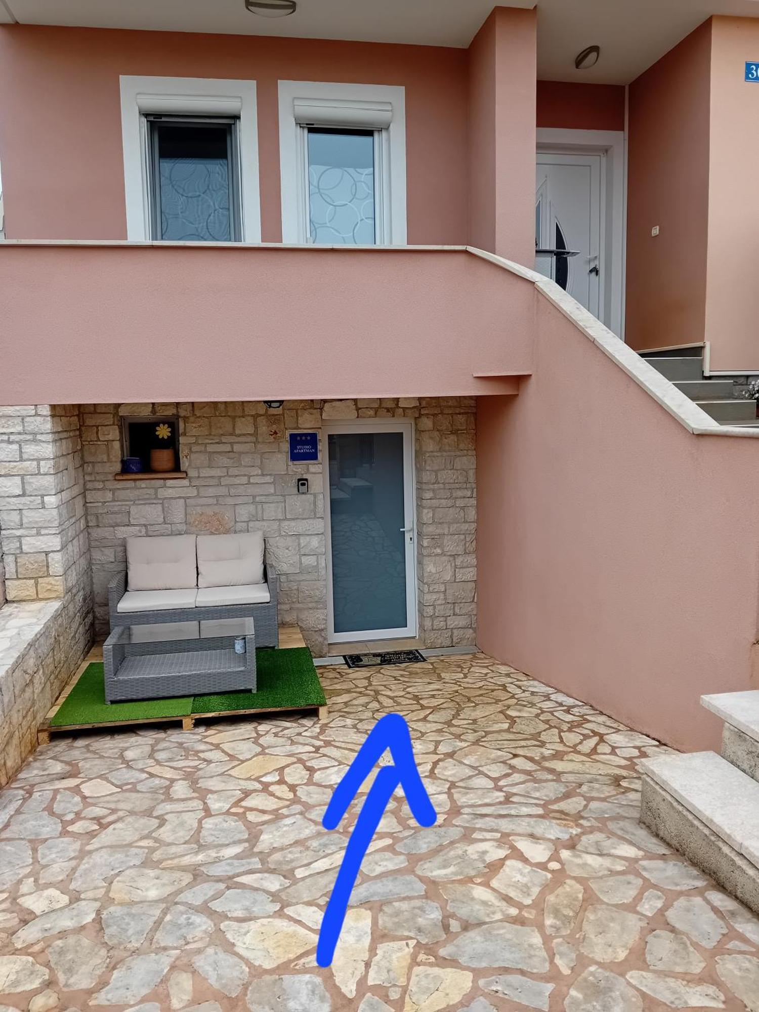 Studio Apartman Dezire Buje Exteriér fotografie