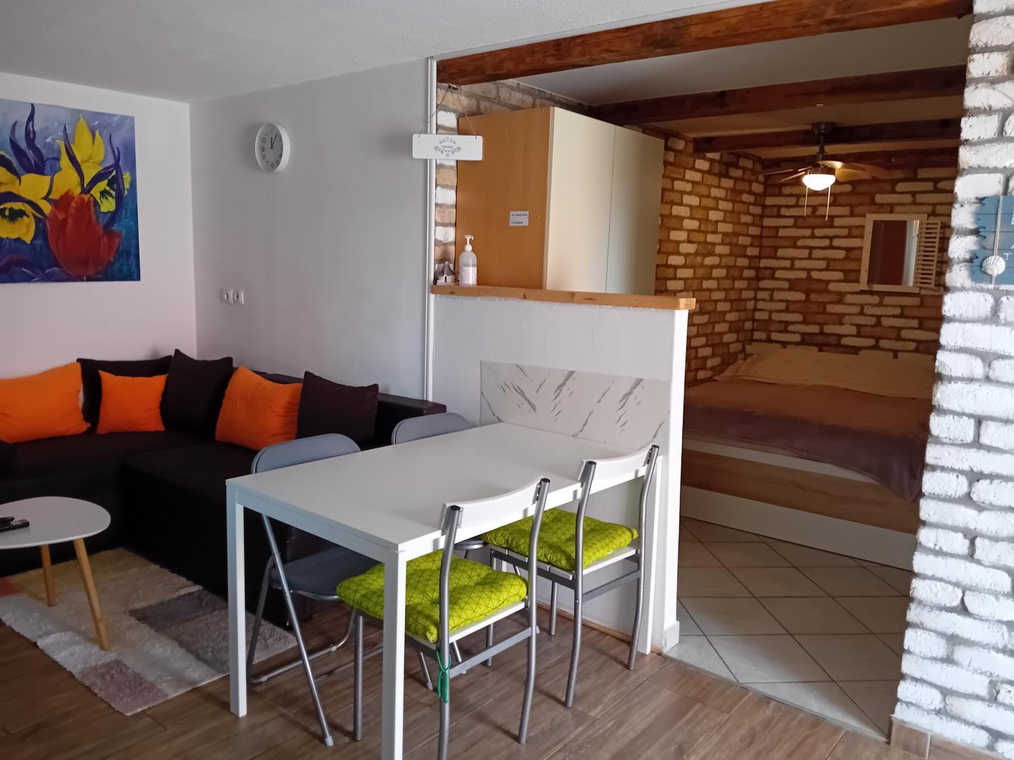 Studio Apartman Dezire Buje Exteriér fotografie
